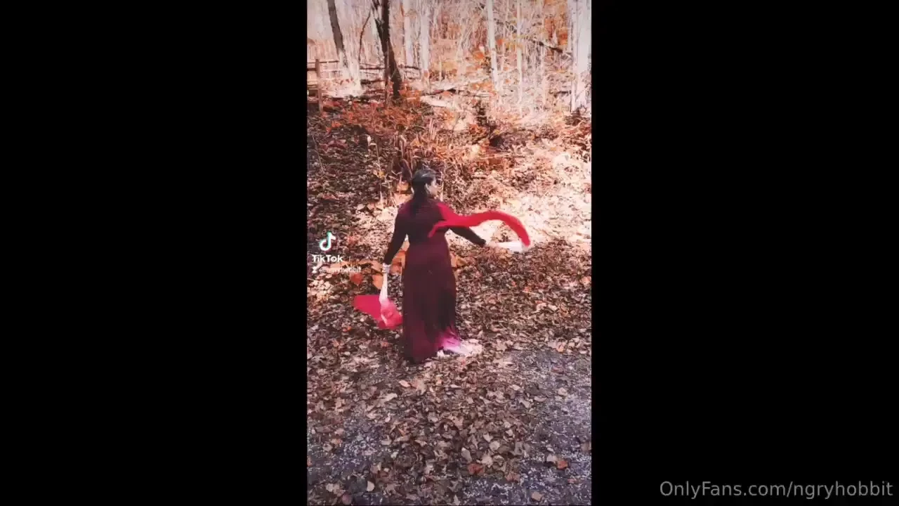 Autumn romance don t forget to tip the dancer 