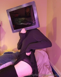 Showing off my skirt part 1