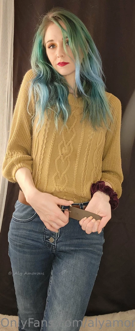 Little peek into the striptease d part 2 