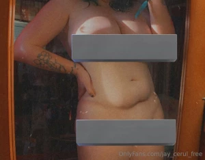 Completely moving over to snap for all my content and messaging ask me