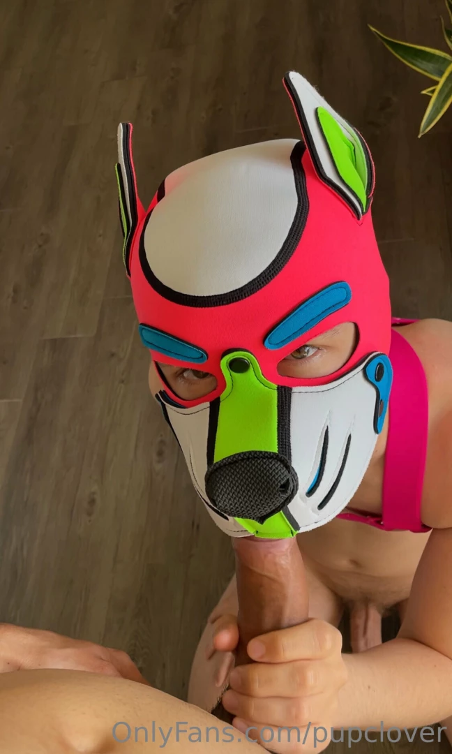 Woooof unlock this sexy pov video of me deepthroating featuring the 