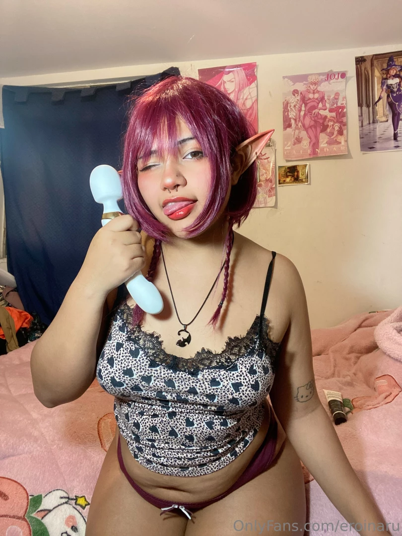 Me gusta mucho la naru elfa 