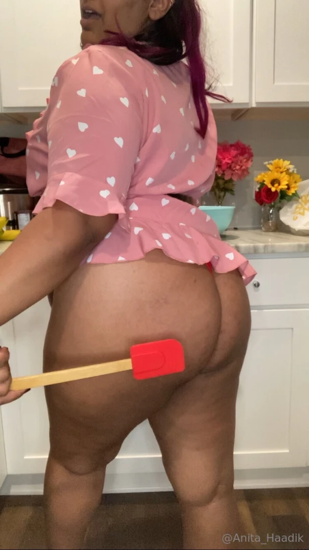 Looking for someone to spank me i ll be good maybe 