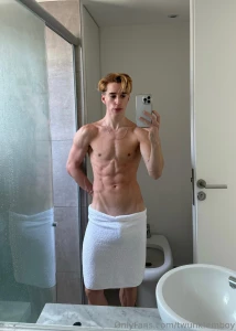 I don t want to shower alone