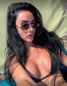 Stop scrolling alinaboobs she s waiting for you alinaboobs join this part 135