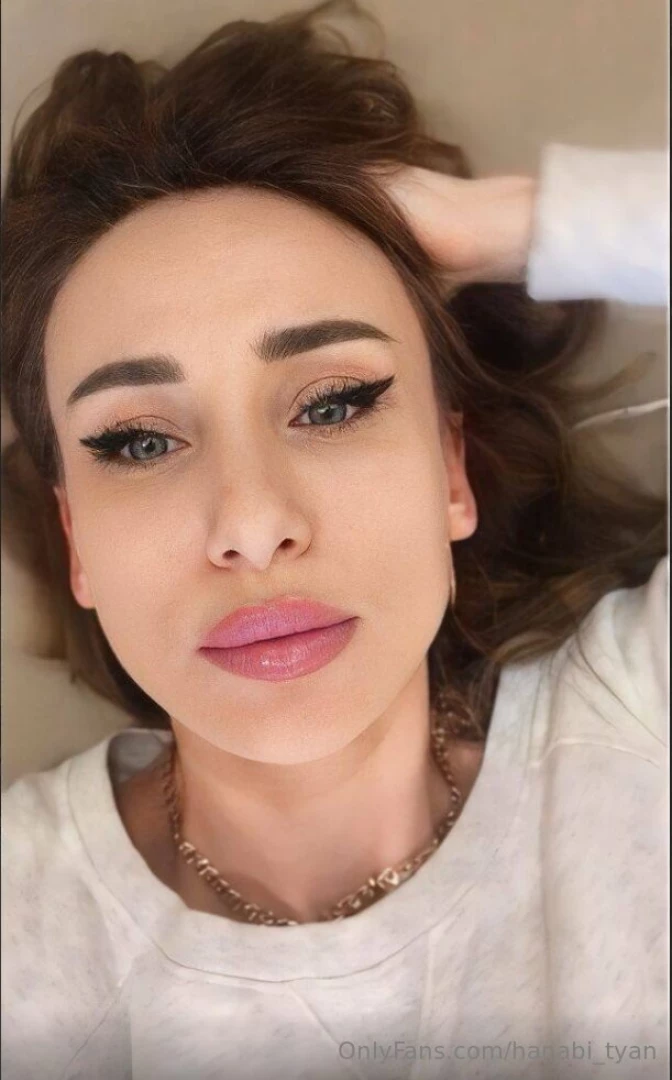 Vikkixxx1 stop scrolling vikkixxx1 is waiting for you this cute horny part 1 