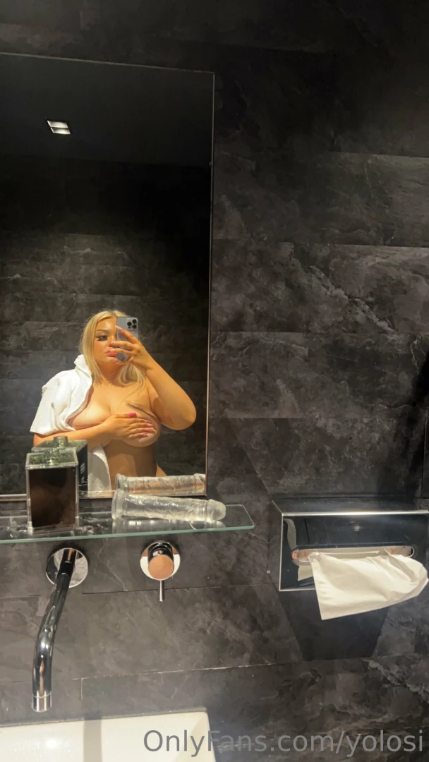 Let s take a shower together lass uns zusammen duschen gehen 