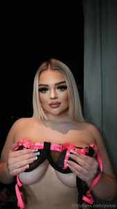 Deine h nde k nnten mein neuer bh sein was h ltst du davon