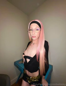 Pov your office assistant won t stop being a slut