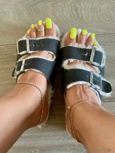 Happy toesday head to vip to enjoy full length videos no ppv onlyfans part 1