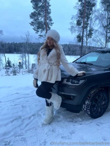 Snow babe tuu mun vip sivulle pit kivaa bellebarbie part 1