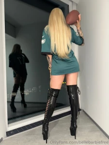 Katotaaks peli yhes wanna watch the game with me