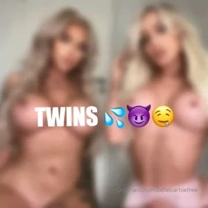 T ll kaks kiimasta blondia ihan m rk n haluu sun munaa mit mielt oot t