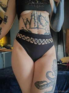 Sum booty pics amp a couple videos so u can see it jiggle p part 2