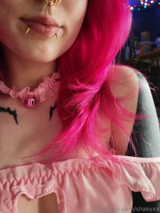 Swapped all my jewelery out to gold recently and i ve been liking it part 1