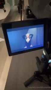 Had the most fun at my shoot today got some cute gym pics sunset part 3