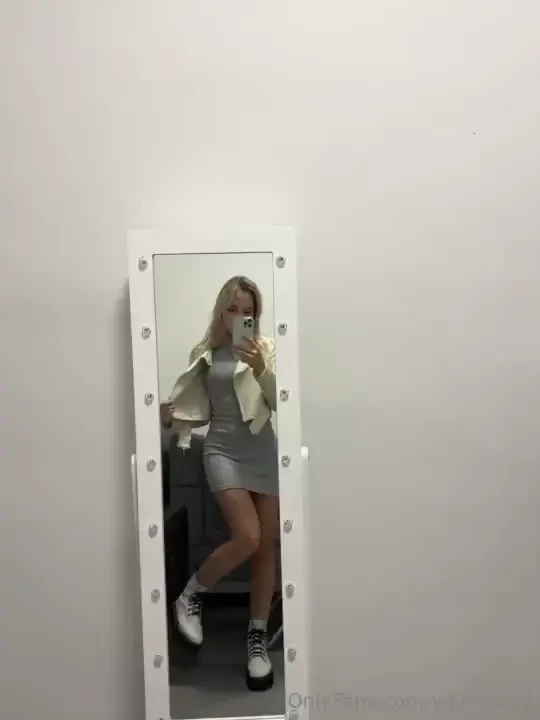 I m the only one who can tease in a formal suit part 1 