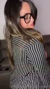 This latina loves to dance and strip for you all ps i haven t felt so