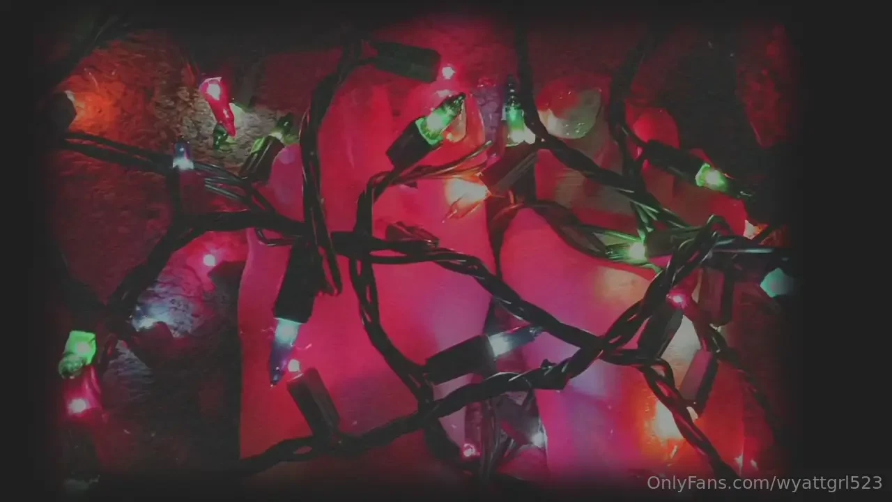 Wyattgrl523vip for more xxxmas content 