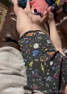 Come take this nut from me