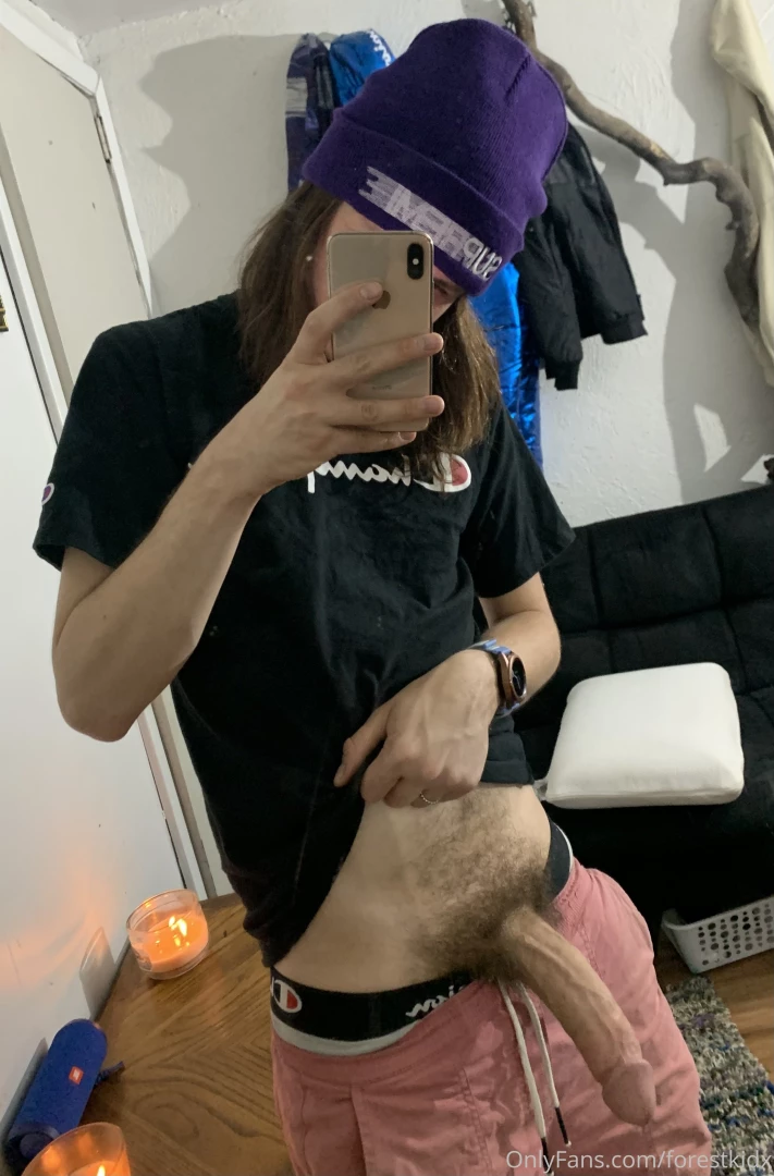 Throw me a tip if you think i m cute 
