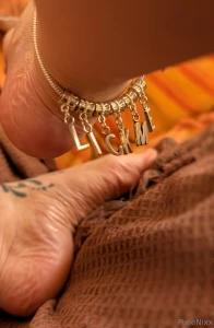 Lick me this beautiful ankle bracelet was a gift from my amazon part 8