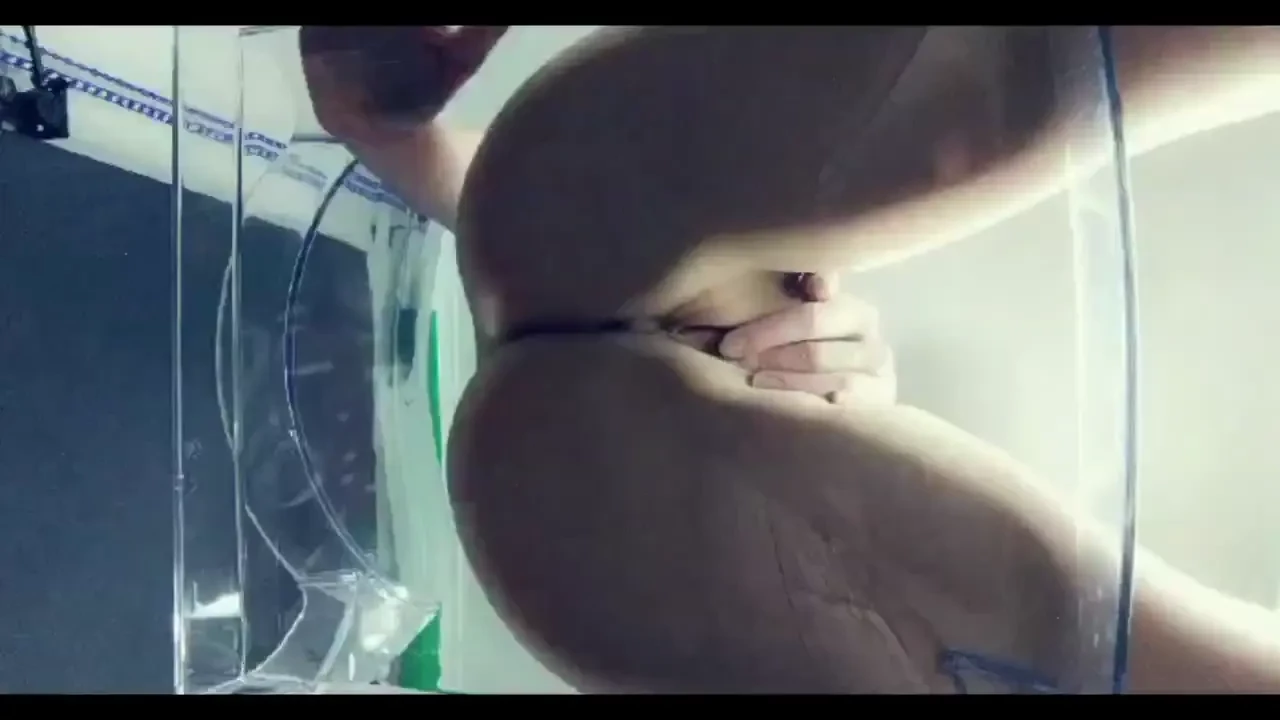 Anyone wanna lie on the floor under my chair and watch me do this 