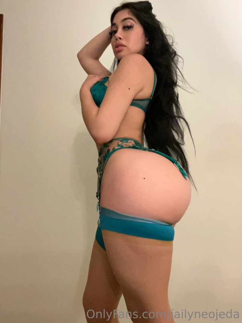 I would post a forward facing pic but this lingerie is see through 