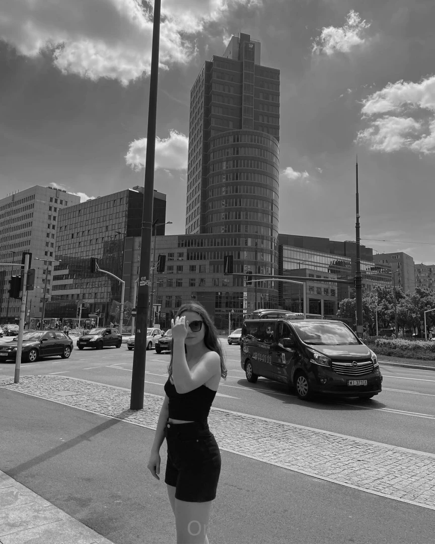 Walking around the city is always a good idea 