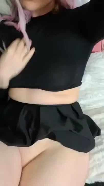 Being horny asf and begging for cock 