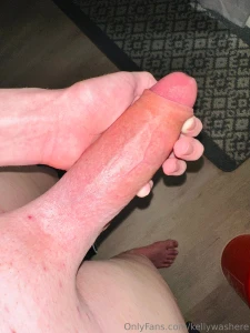 Like this post if you love foreskin cuz i do