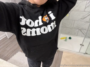 Who else loves hot moms part 1