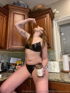 Is it just me or could you also eat a whole tub of nutella part 3