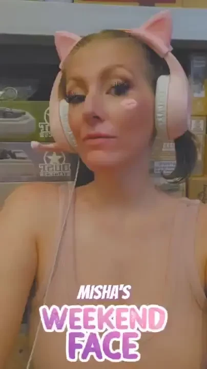 Editing stuff amp listening to nu metal 