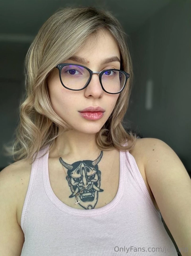 Hey babes thanks for hanging with me i think we should get to know part 1 