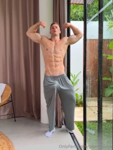 Average hockey jock my main account for more grom_burja_vip part 1
