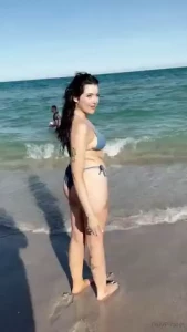 Make sure you are also subscribing to my new partner alararosefae and part 2