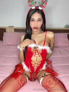 Beautiful hard cock ladyboy transammy ad