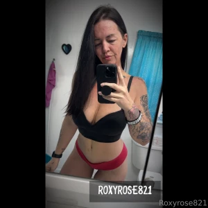 Blow your load on my vip roxyrose821 w 3k unlocked media and a giant part 5