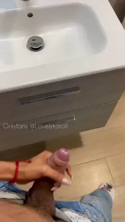 You like my videos while i travel i m sorry i get very hot 