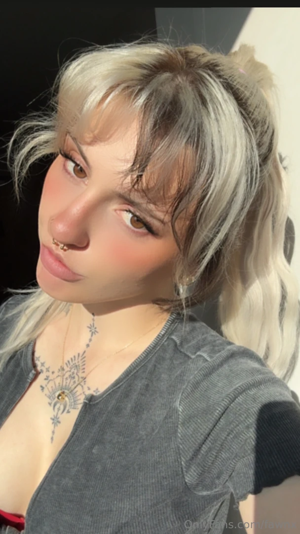 No big plans just me sunlight and a slow morning you up to anything 