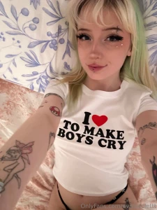 Your monday motivation is my birthdayyyyyyy coming up 3 weeks sooo u