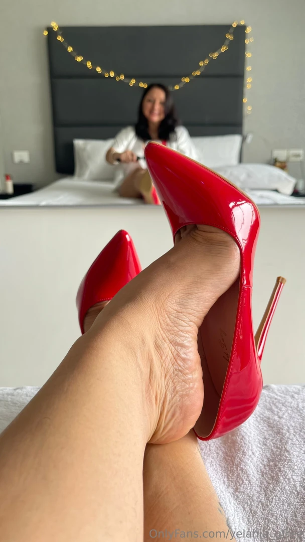 Christmas is coming in https onlyfans com yelahiag guys 20 off for part 2 