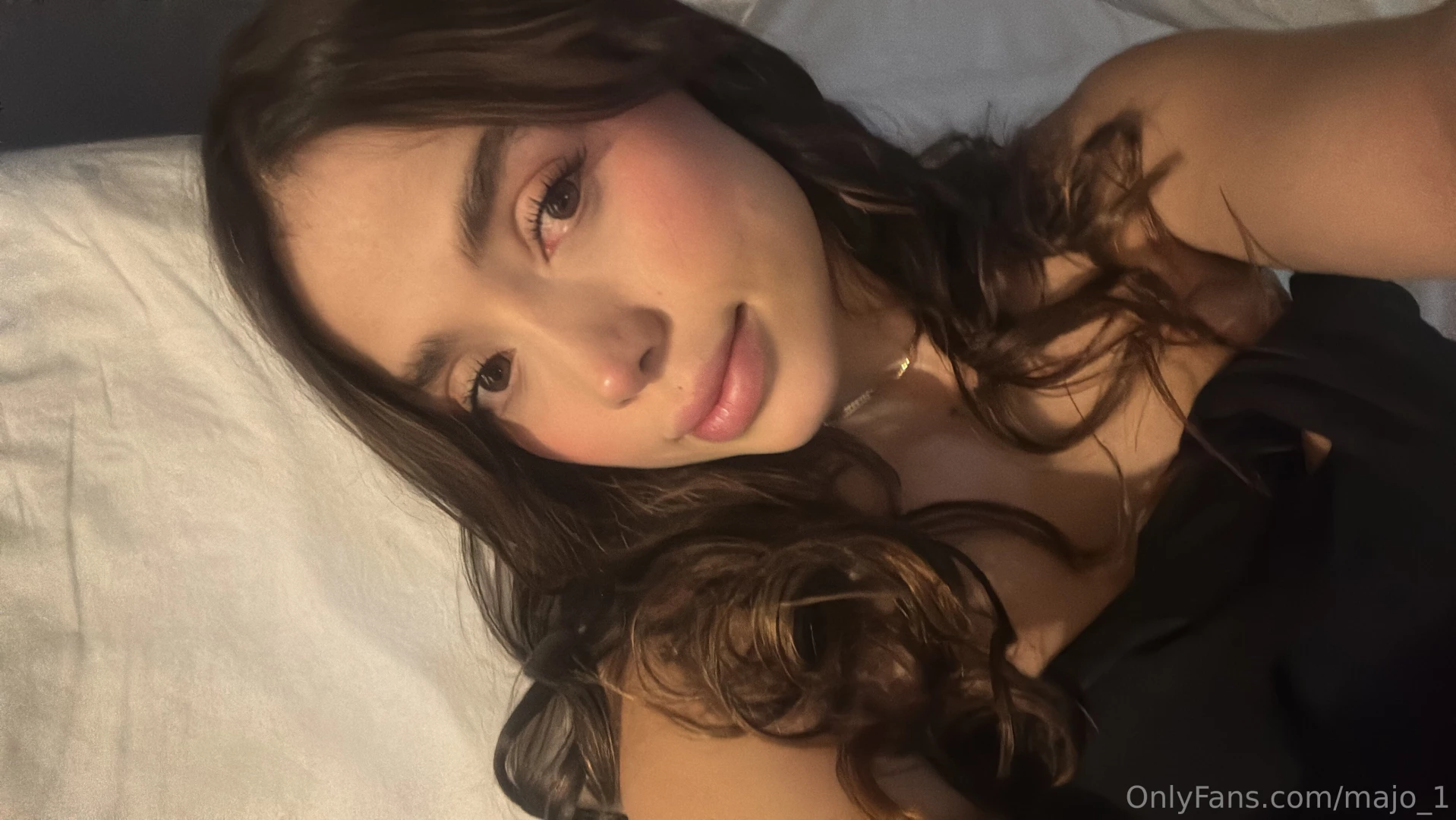 I like to be sexy for those who give me attention part 11 