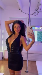 It s a blessing being this pretty