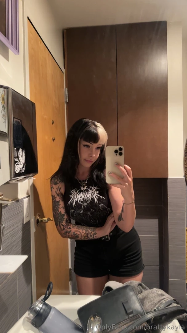 Bathroom mirror selfie supremacy 