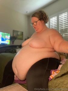 This fatty has been working so hard on growing her big body lately i part 2