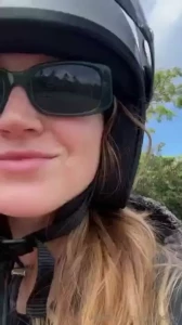 Hey everyone how s the mood it s sunny outside i feel like it s going