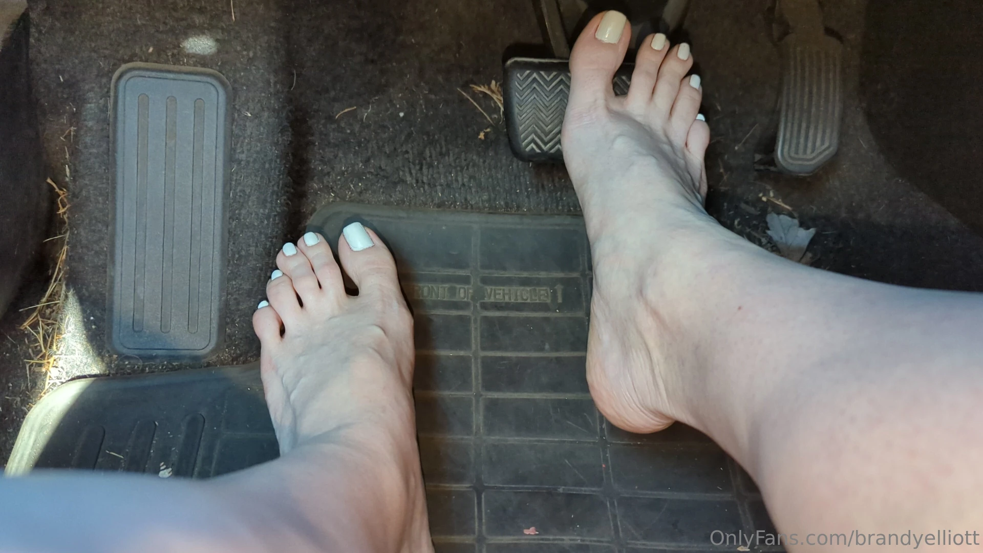Preview pic for the barefoot driving white toes video i just posted 