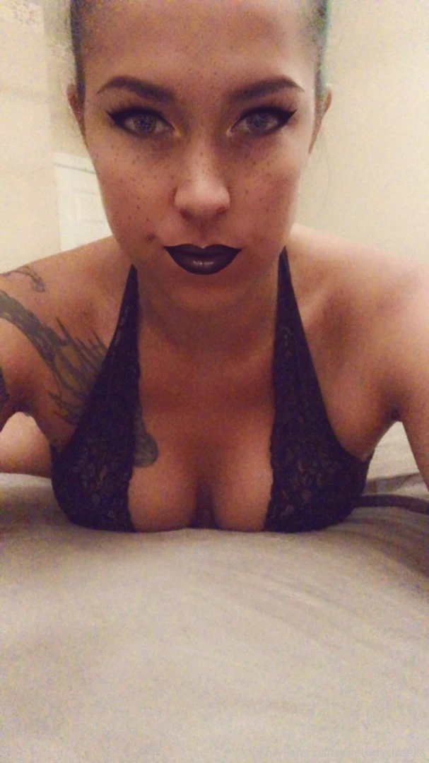 I wish i had freckles 